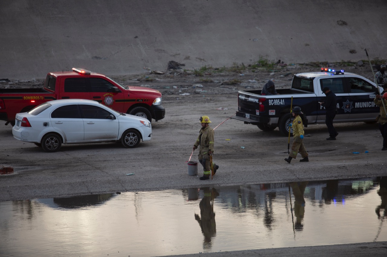 Elementos del cuerpo de bomberos y Policía Municipal
